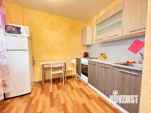 1-к квартира, посуточно, 32м2, 15/16 этаж