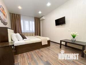 1-к квартира, посуточно, 35м2, 7/10 этаж