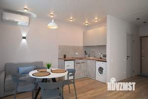 Студия квартира, посуточно, 45м2, 1/19 этаж