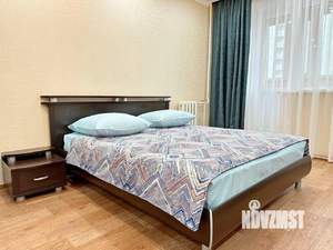 1-к квартира, посуточно, 54м2, 1/1 этаж