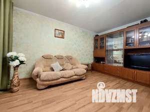 3-к квартира, посуточно, 54м2, 1/1 этаж