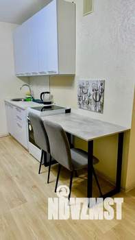 Студия квартира, посуточно, 25м2, 14/18 этаж