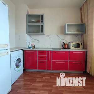 1-к квартира, посуточно, 36м2, 6/9 этаж