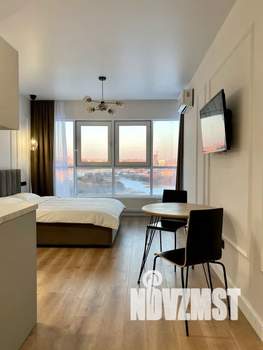 Студия квартира, посуточно, 28м2, 17/24 этаж