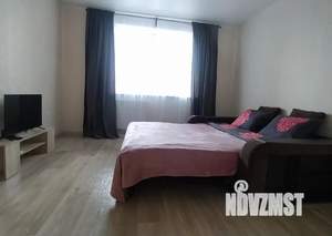 1-к квартира, посуточно, 38м2, 14/18 этаж