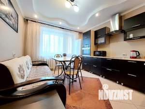 1-к квартира, посуточно, 40м2, 2/9 этаж