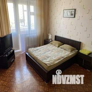 1-к квартира, посуточно, 56м2, 1/1 этаж