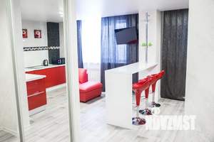 Студия квартира, посуточно, 65м2, 16/21 этаж