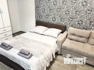 1-к квартира, посуточно, 36м2, 3/18 этаж