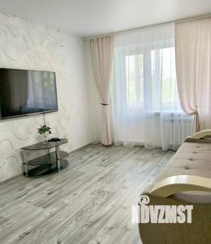 1-к квартира, посуточно, 39м2, 1/1 этаж