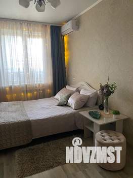 1-к квартира, посуточно, 42м2, 4/9 этаж