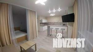 1-к квартира, посуточно, 47м2, 1/1 этаж