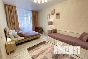 1-к квартира, посуточно, 35м2, 4/4 этаж