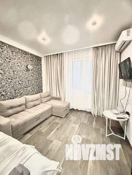 1-к квартира, посуточно, 36м2, 3/18 этаж