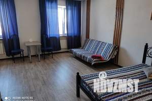 1-к квартира, посуточно, 45м2, 3/3 этаж