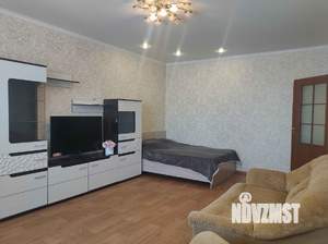 2-к квартира, посуточно, 69м2, 6/8 этаж