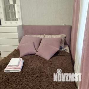1-к квартира, посуточно, 50м2, 1/9 этаж
