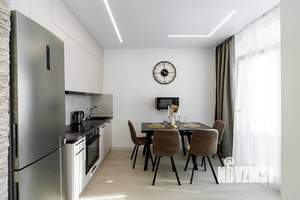 Студия квартира, посуточно, 40м2, 17/24 этаж