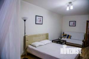 1-к квартира, посуточно, 45м2, 1/1 этаж