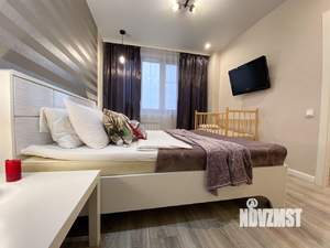 2-к квартира, посуточно, 50м2, 11/24 этаж