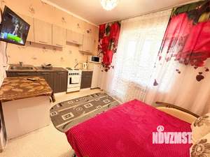 Студия квартира, посуточно, 32м2, 3/3 этаж