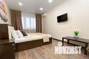 1-к квартира, посуточно, 35м2, 7/10 этаж