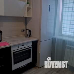 1-к квартира, посуточно, 50м2, 1/9 этаж