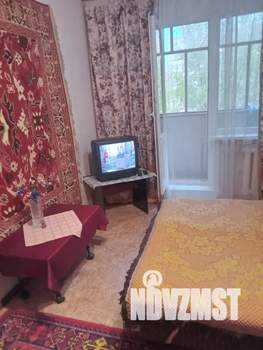 1-к квартира, посуточно, 35м2, 6/9 этаж