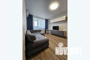 2-к квартира, посуточно, 40м2, 8/24 этаж