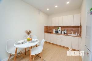 1-к квартира, посуточно, 38м2, 7/9 этаж