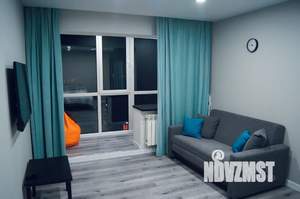 1-к квартира, посуточно, 38м2, 8/10 этаж