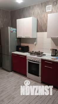 1-к квартира, посуточно, 40м2, 4/16 этаж