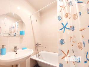 1-к квартира, посуточно, 40м2, 1/1 этаж