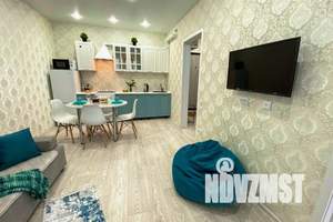 1-к квартира, посуточно, 38м2, 1/10 этаж