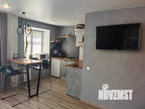 Студия квартира, посуточно, 36м2, 1/5 этаж