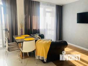 Студия квартира, посуточно, 39м2, 20/24 этаж