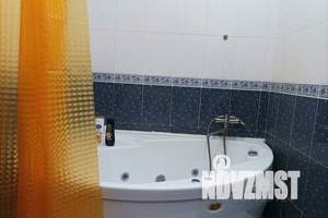 1-к квартира, посуточно, 40м2, 6/9 этаж