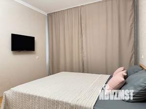 1-к квартира, посуточно, 38м2, 4/10 этаж