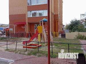 Студия квартира, посуточно, 40м2, 2/9 этаж