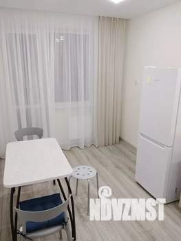 1-к квартира, посуточно, 40м2, 9/16 этаж