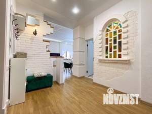 3-к квартира, посуточно, 65м2, 1/1 этаж