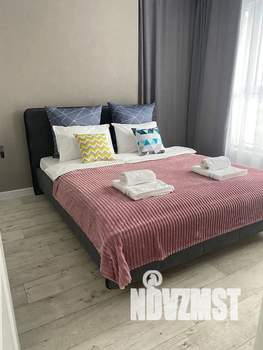 1-к квартира, посуточно, 37м2, 18/24 этаж