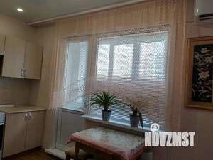 Студия квартира, посуточно, 34м2, 3/9 этаж