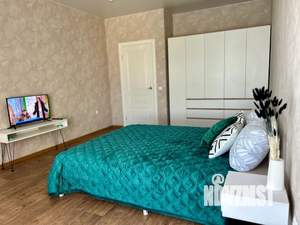 1-к квартира, посуточно, 40м2, 13/24 этаж