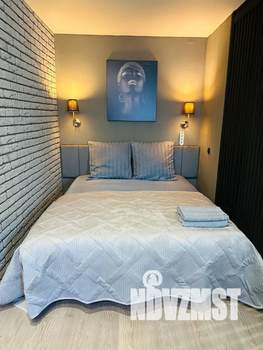 Студия квартира, посуточно, 34м2, 1/10 этаж