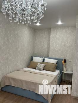 Студия квартира, посуточно, 35м2, 18/18 этаж