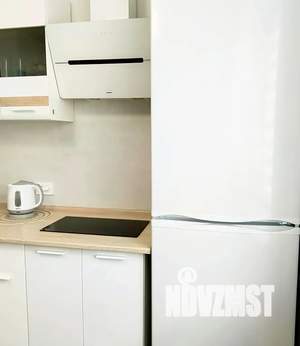 1-к квартира, посуточно, 40м2, 6/9 этаж