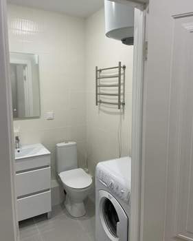 Студия квартира, на длительный срок, 32м2, 1/8 этаж