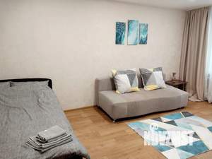 1-к квартира, посуточно, 40м2, 1/9 этаж