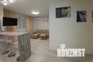 1-к квартира, посуточно, 45м2, 2/21 этаж